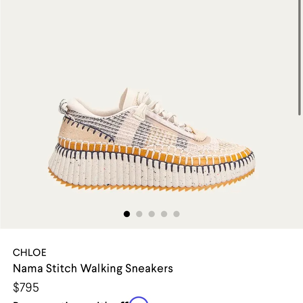 CHLOE
Nama Stitch Walking Sneakers